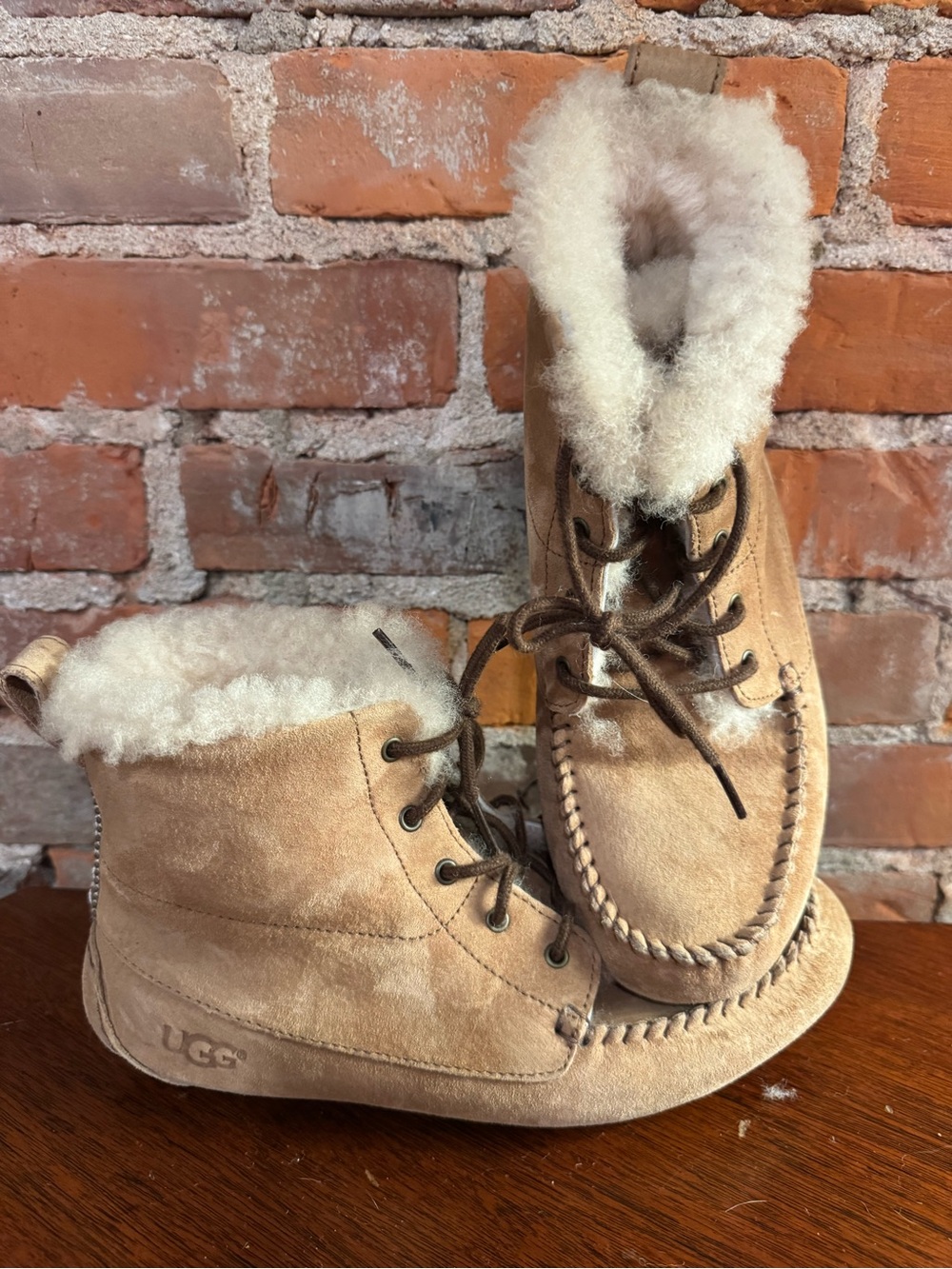 UGG Chickaree Chestnut Suede Shearling Moccasin Ankle Boots Women’s 7
